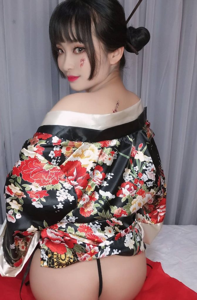 【Cosplay】 洛璃LoLiSAMA	 26套插图