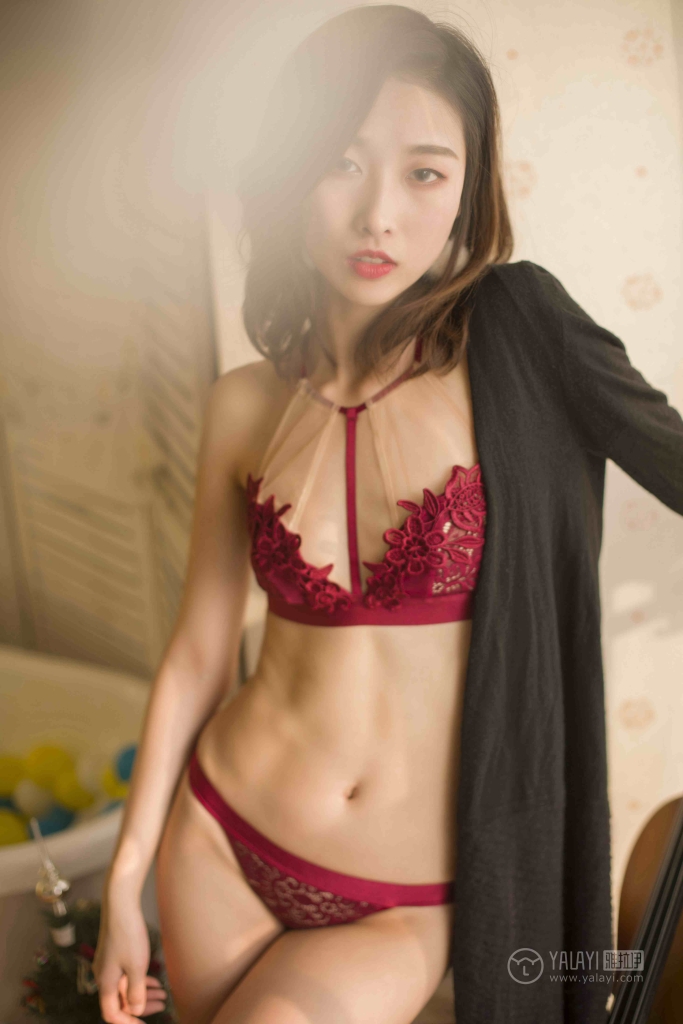 雅拉伊佳佳 写真作品合集   26套插图