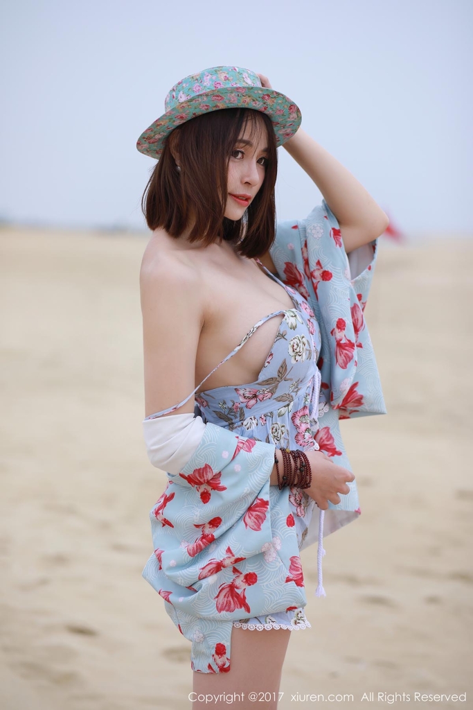 秀人网模特 【奈奈粉丝福利 1V】插图