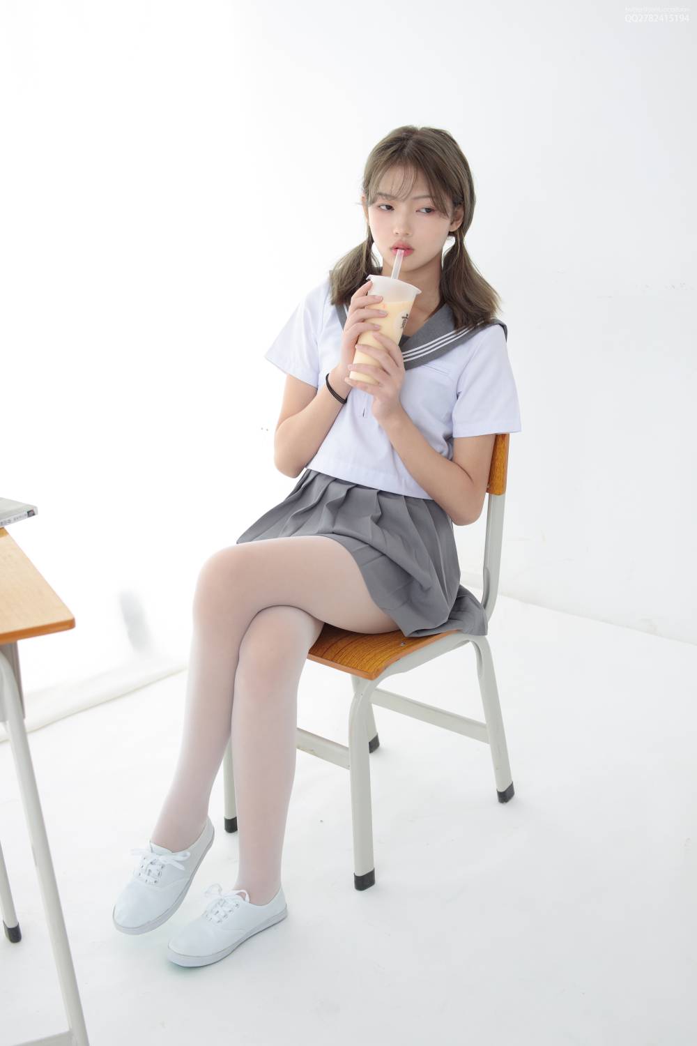 森萝财团写真 JKFUN-039《白丝网鞋合辑》13D白丝 默陌+芝士插图