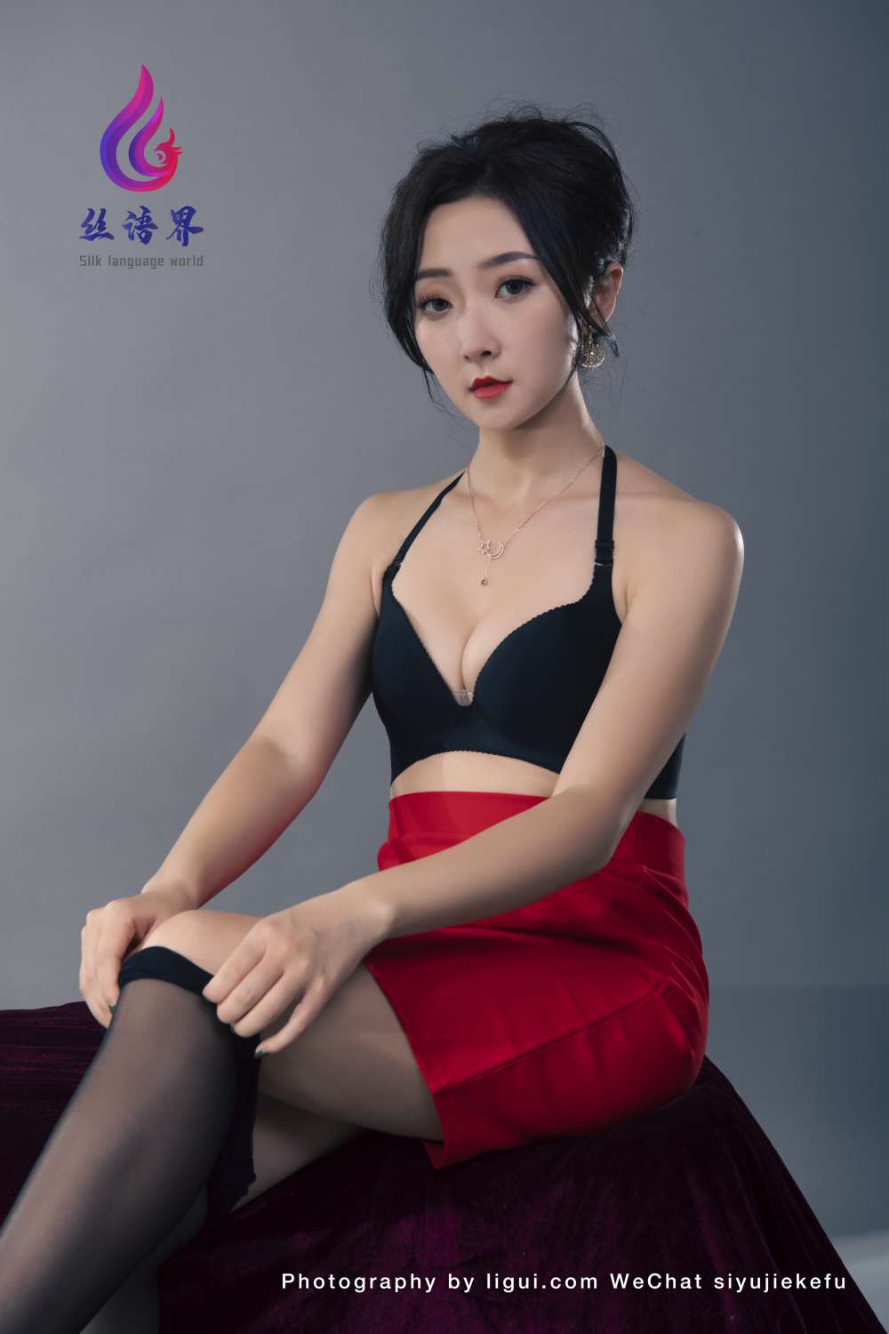 [Ligui丽柜] 2022.04.27《那一抹红色》愉心[57+1P419MB]插图1