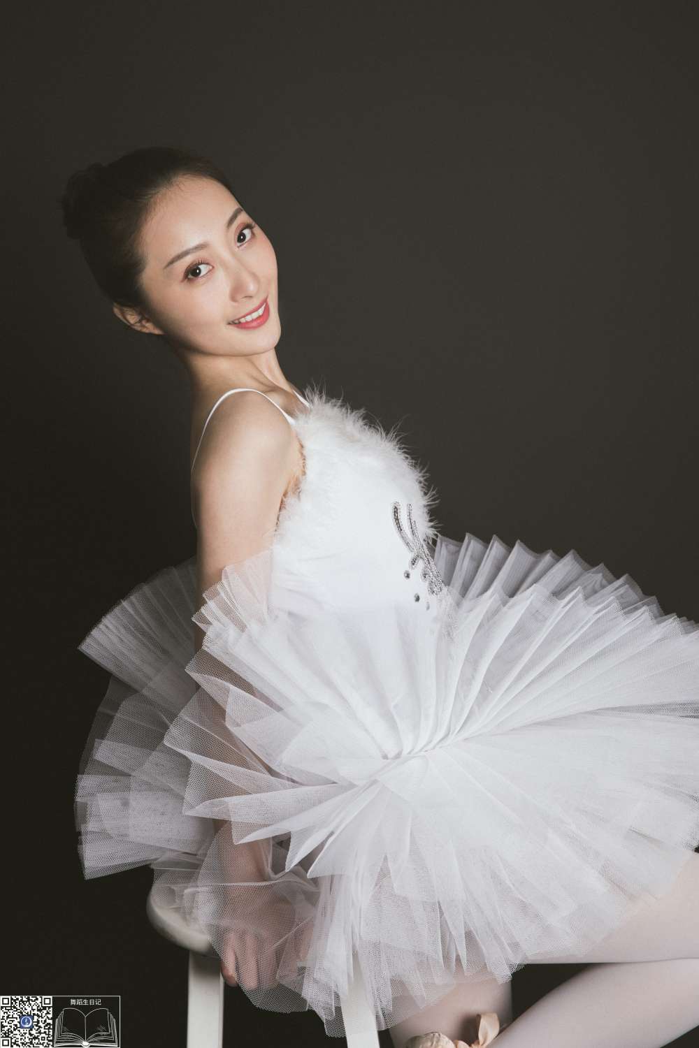 [GALLI嘉丽]舞蹈生日记 004 - 佳敏[42P／174MB]插图