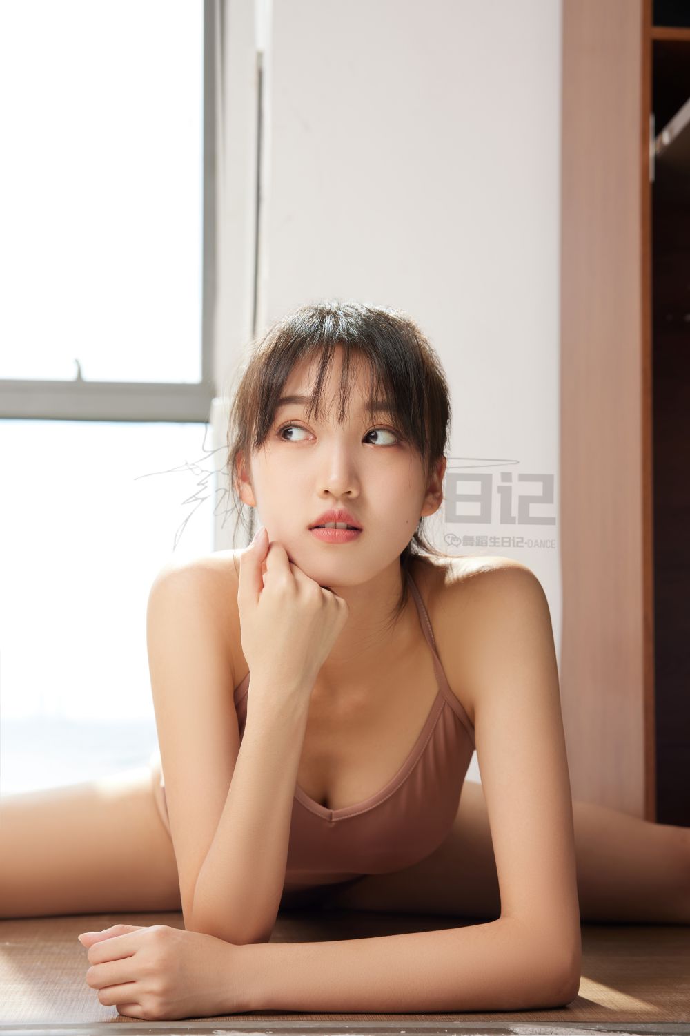 [GALLI嘉丽]舞蹈生日记 078 - 美琪[44P／350MB]插图