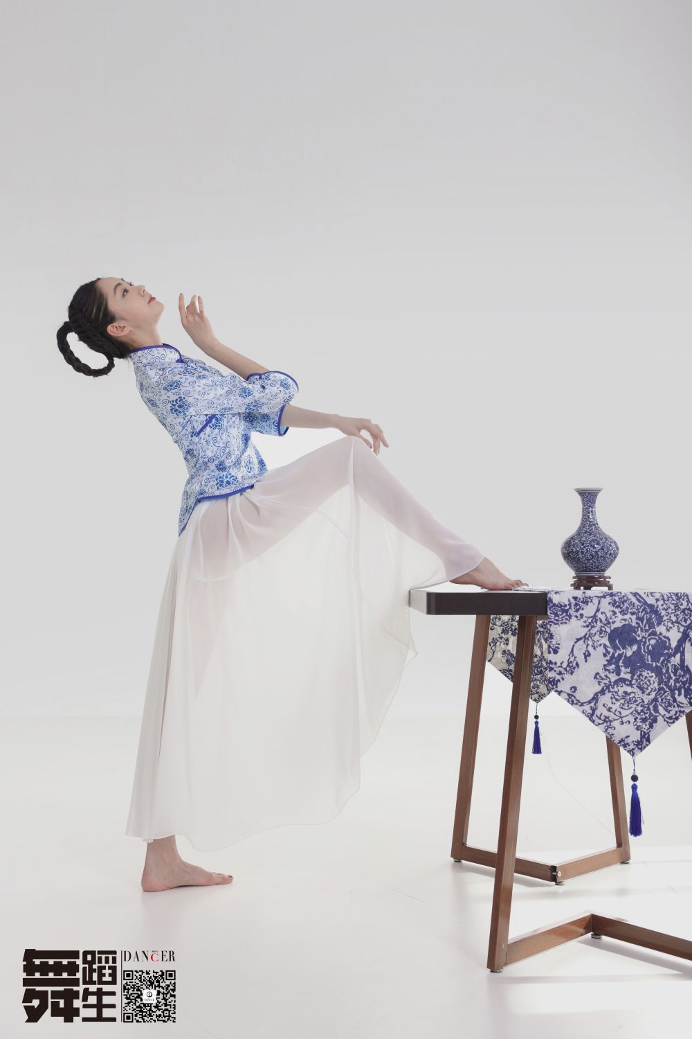 [GALLI嘉丽]舞蹈生日记 104 - 青花瓷 韩玉彤[43P／397MB]插图