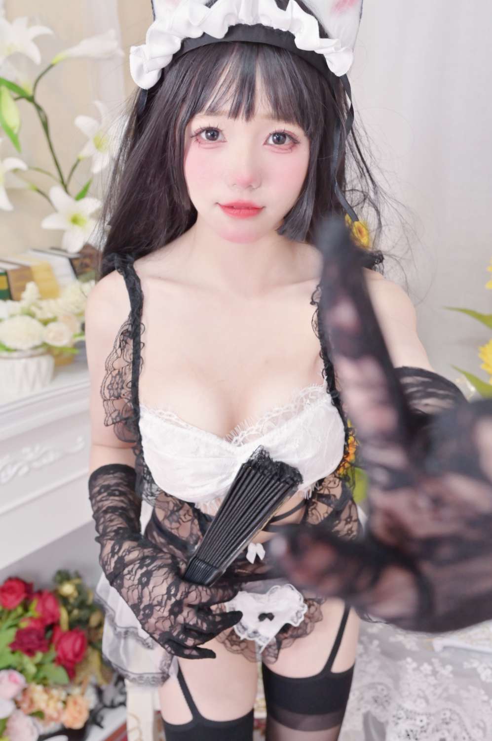 咬一口兔娘 NO.012 女仆黑白蕾丝-猫耳-手套 [16P-114MB]插图
