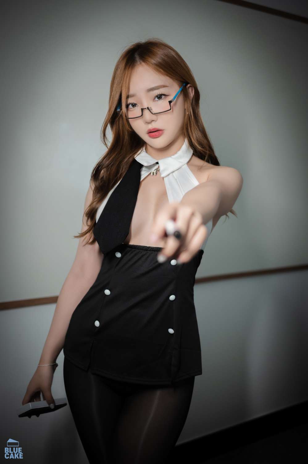 [BLUECAKE] 045 Newbom – Black & Red插图