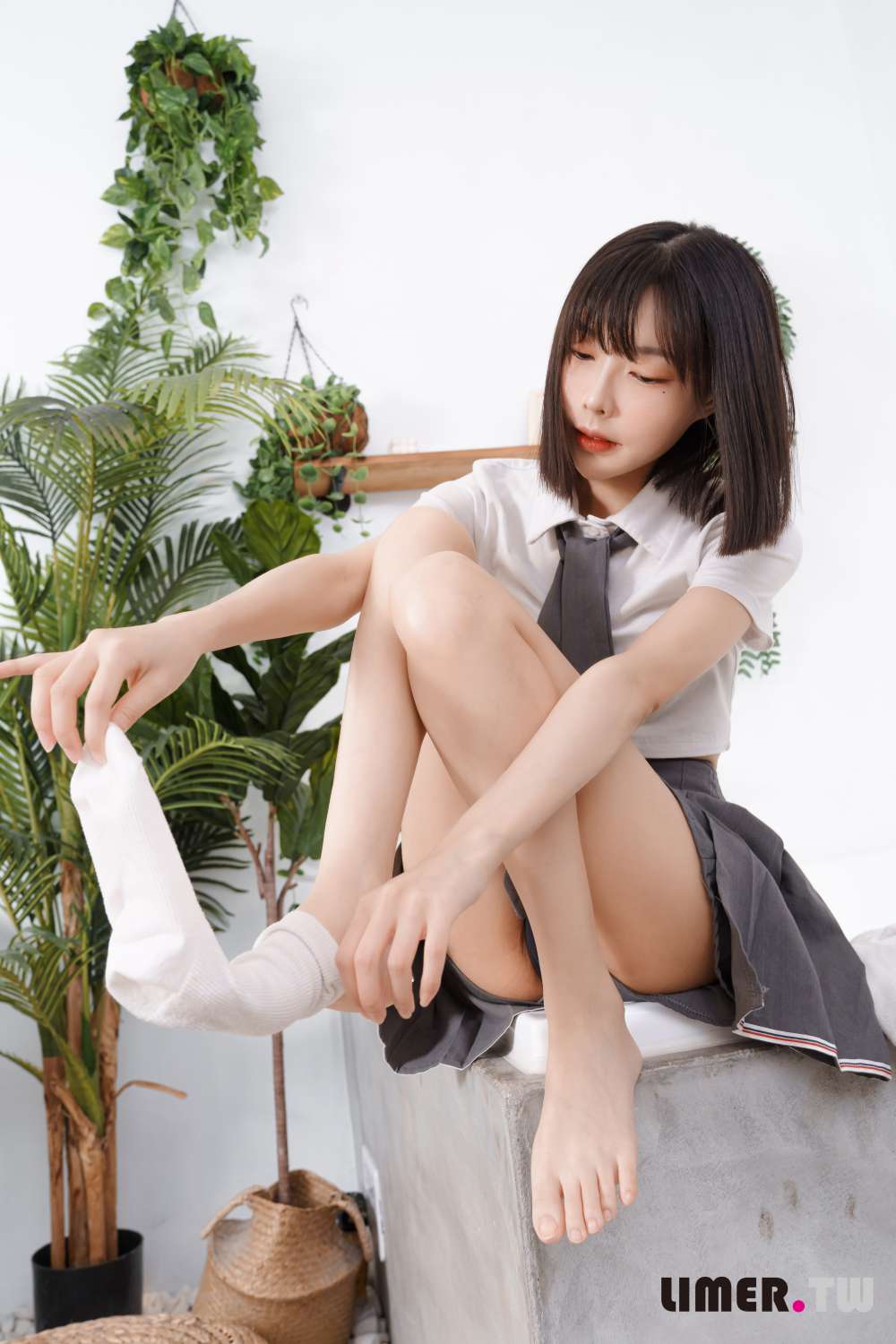 Limerence原创 NO.052 素人林莹 JK小隻馬の性感裸足插图