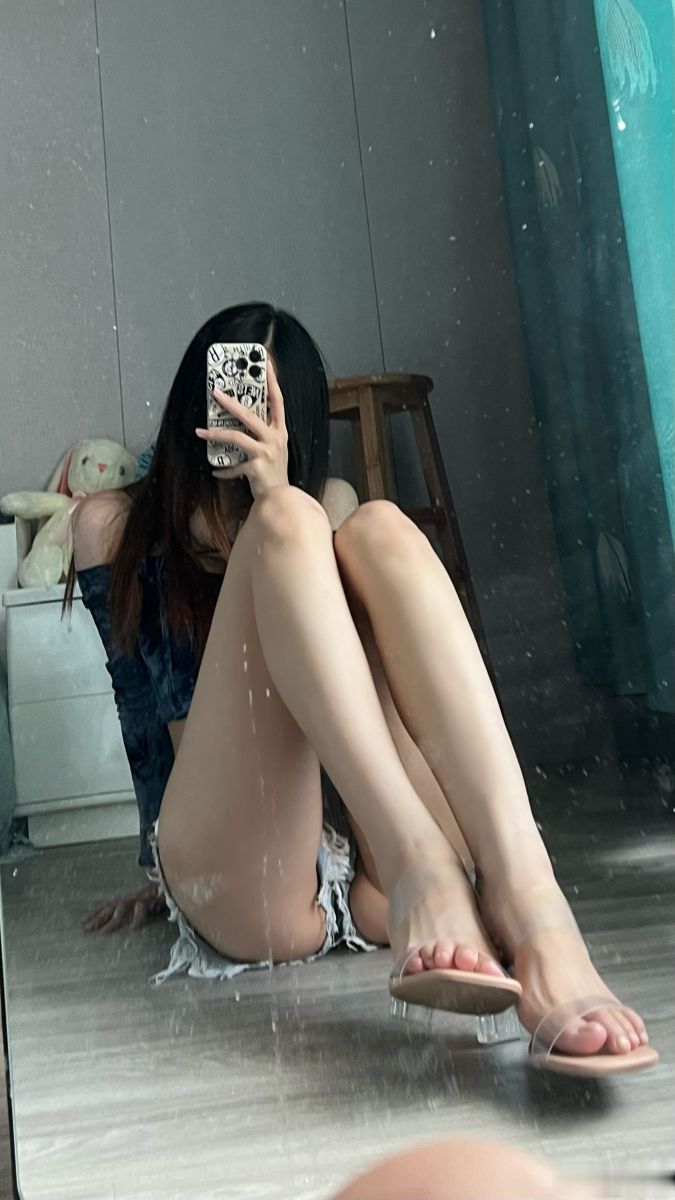 【微密圈】刘雅萌-牛仔短裤辣妹[47P-120MB]插图1