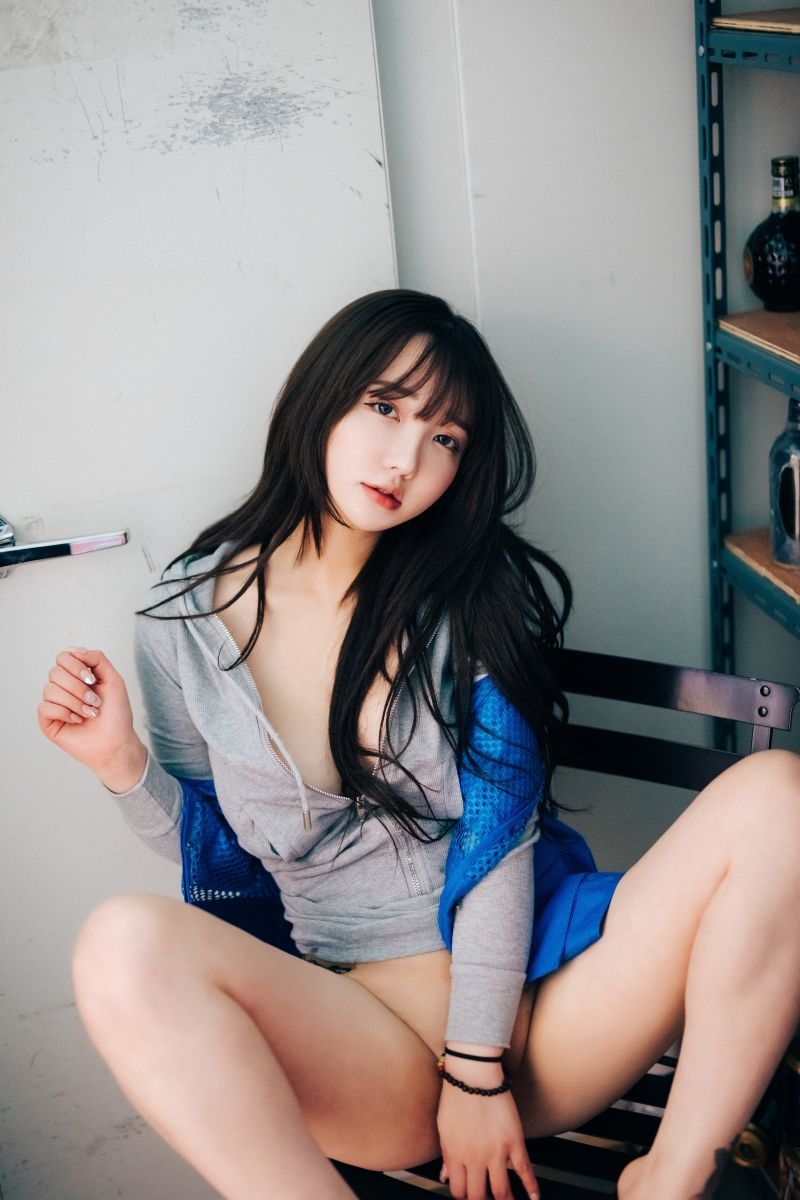 韩国孫樂樂 NO.071 [Loozy] Son Ye-Eun (손예은) – CS Part Timer [89P-1.37GB]插图1