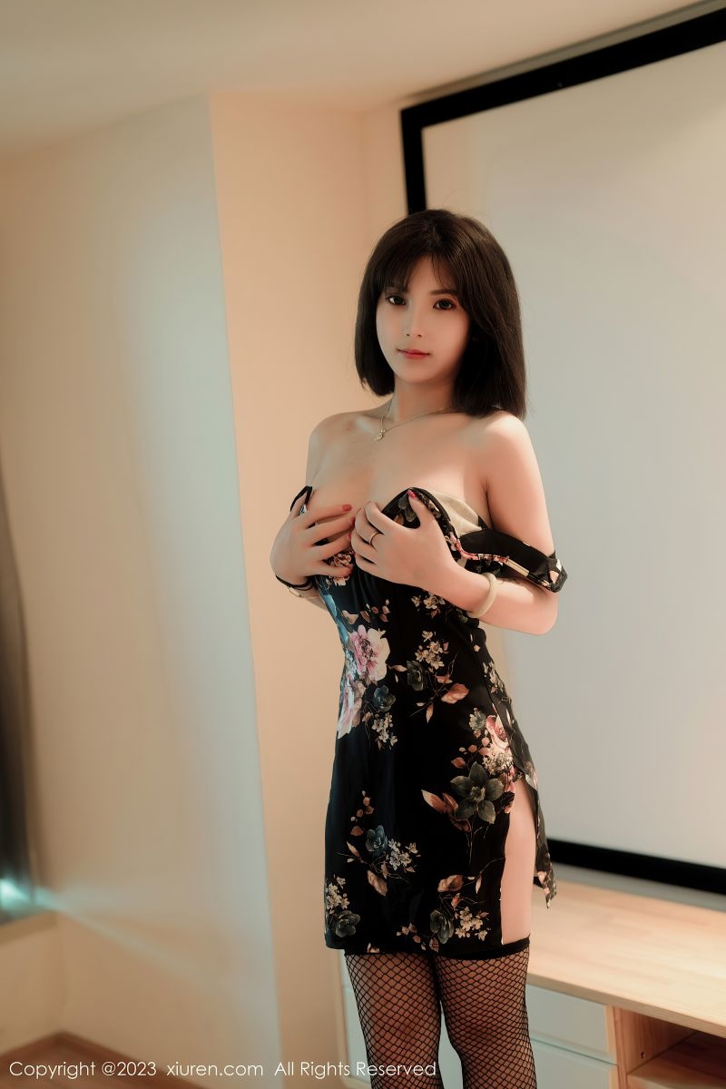[XIUREN秀人网] 2023.05.08 NO.6692 徐甜心 性感写真插图