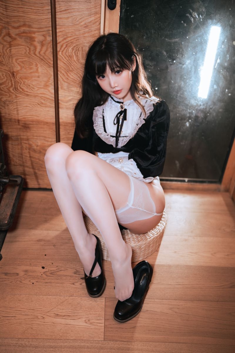 面饼仙儿 NO.172 木屋女仆 [27P-471MB]插图1