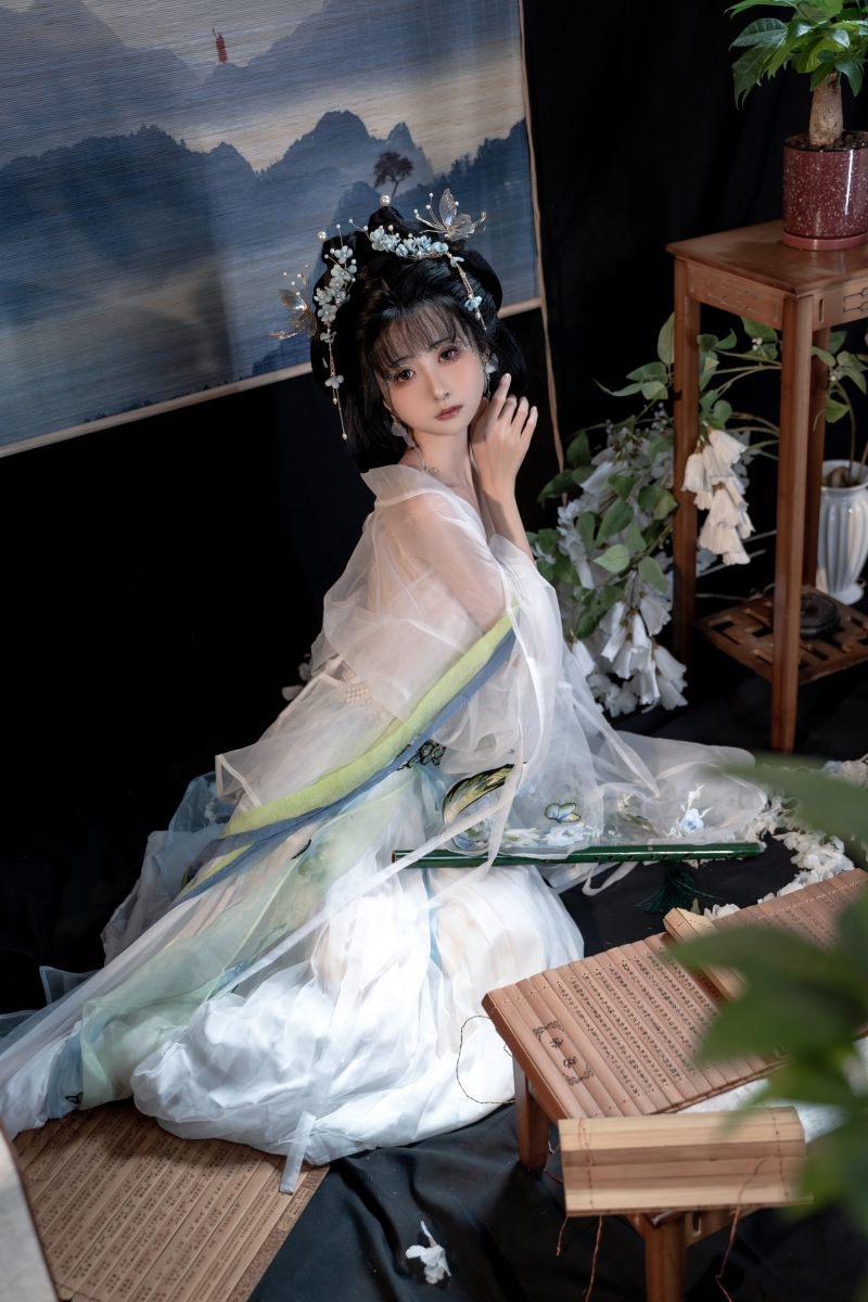 <font color=#FF00FF>金鱼kinngyo  NO.27 苍梧谣[61P2V-1.99GB]</font>插图1