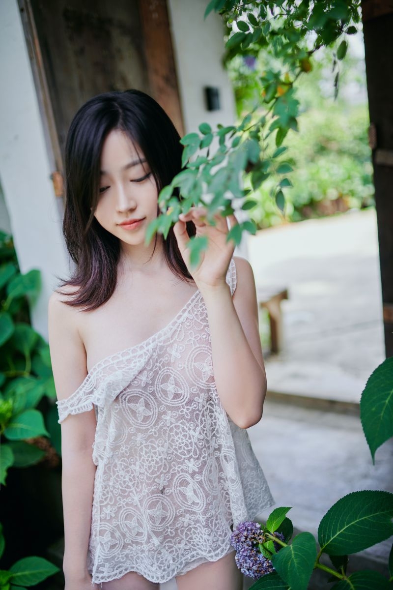 <font color=#FF00FF>年年 - NO.017 夏日精灵 [41P 357M]</font>插图