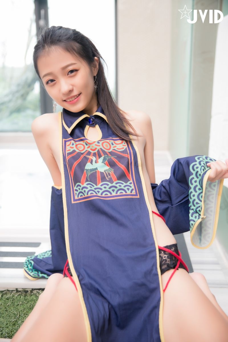 <font color=#FF00FF>【JVID】NO.552 可爱小僵尸 - 妍妍 [54P 571MB]</font>插图1