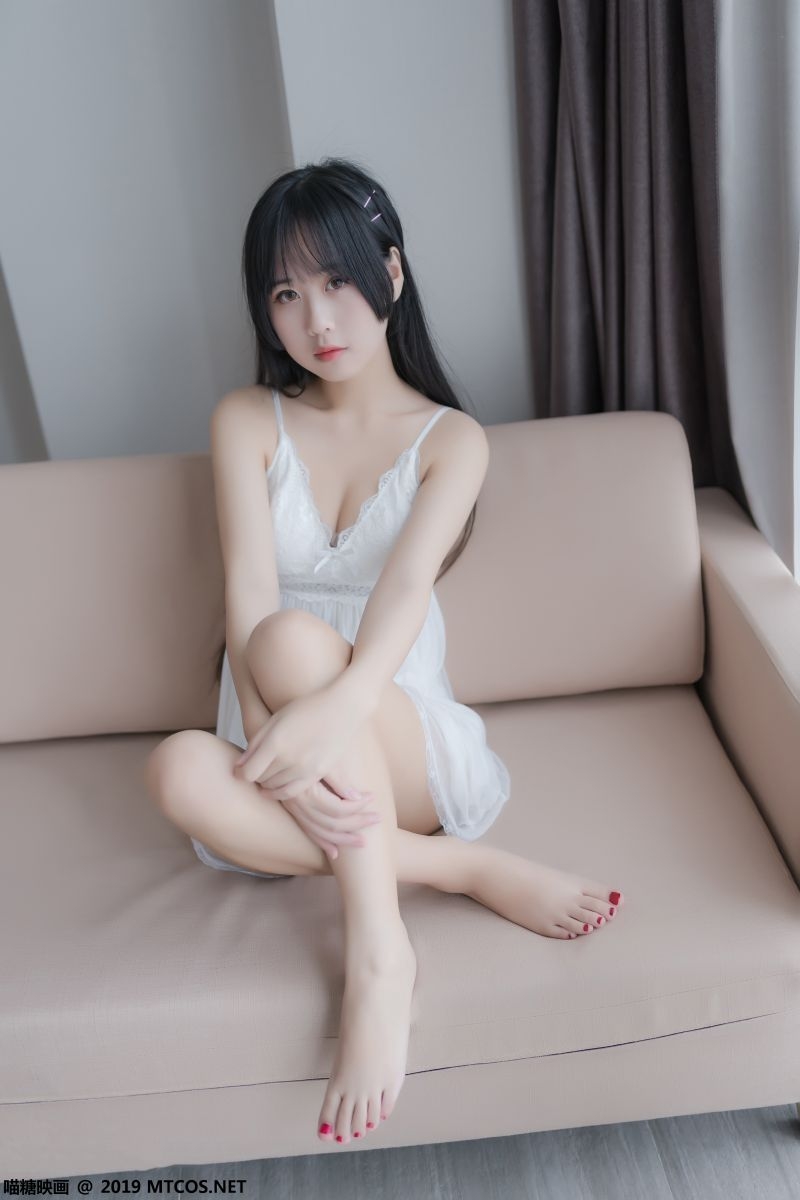 [喵糖映画] VOL.069 萌芽儿o0 白纱裙 [44P167MB]插图1