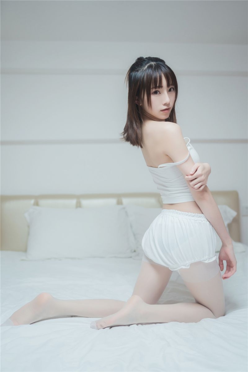 [喵糖映画] VOL.269 白色套装 [40P14.2MB]插图1