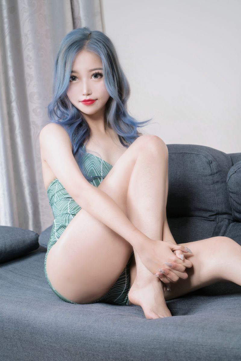 eloise软软 泳衣 [16P224MB]插图1
