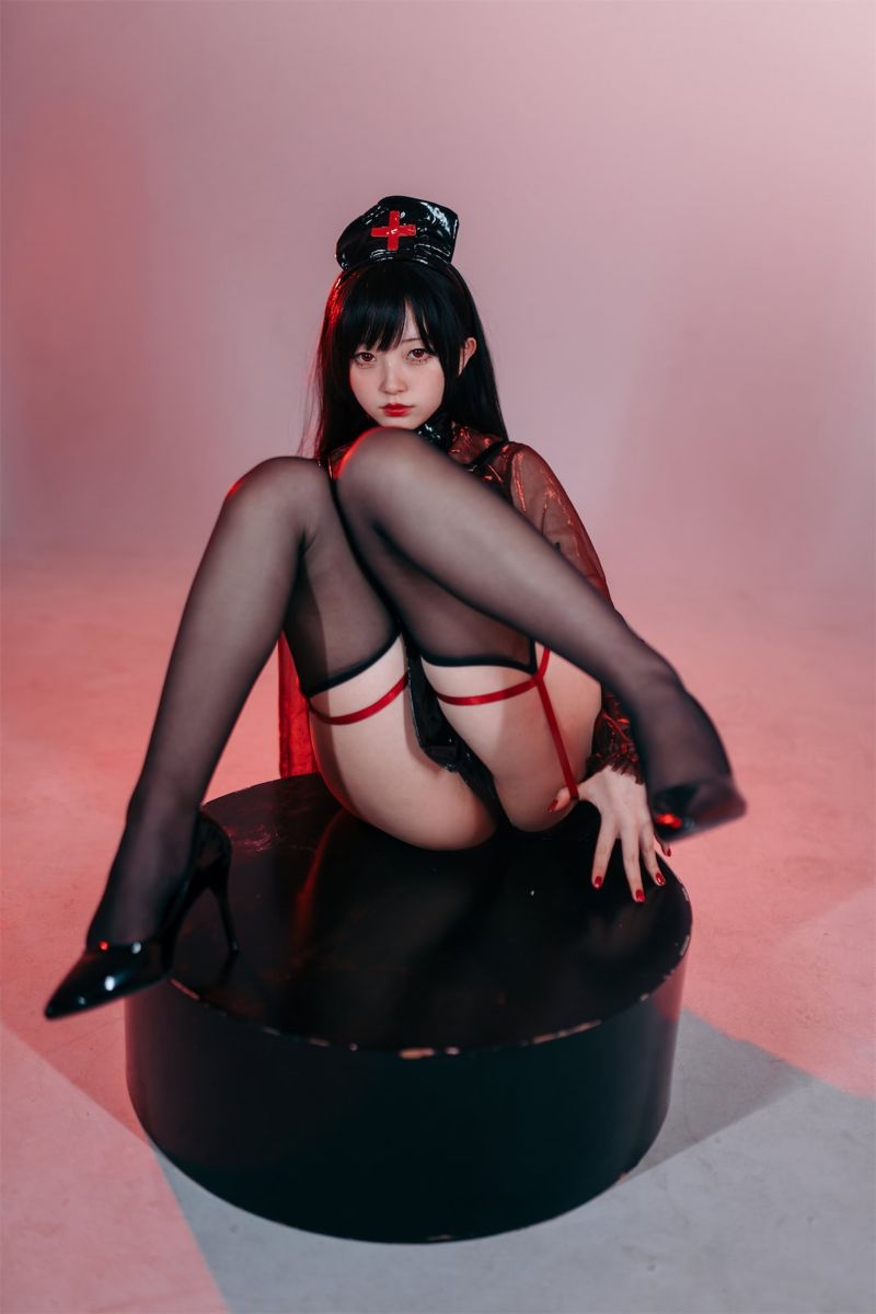 花铃 NO.20 猩红护士[77P-281M]插图1