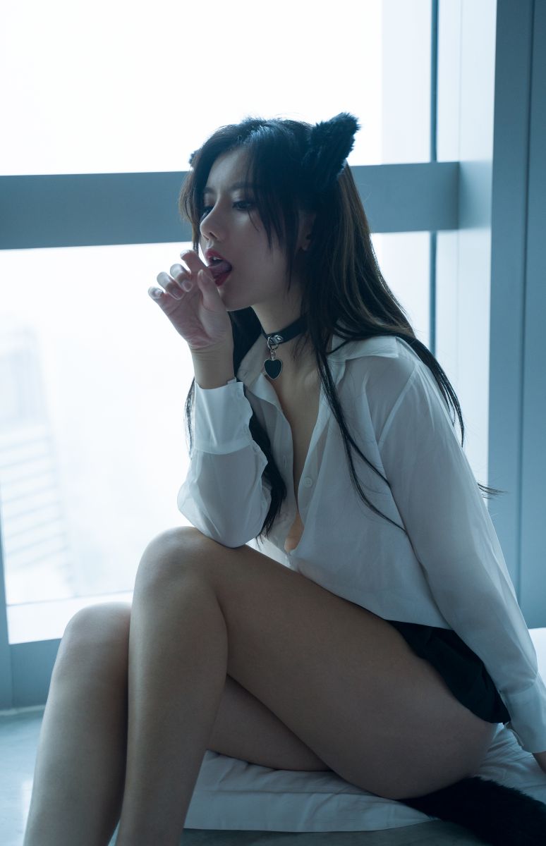 <font color=#FF00FF>美女模特就是阿朱啊 摄影师翎梵-猫 【133P】</font>插图1