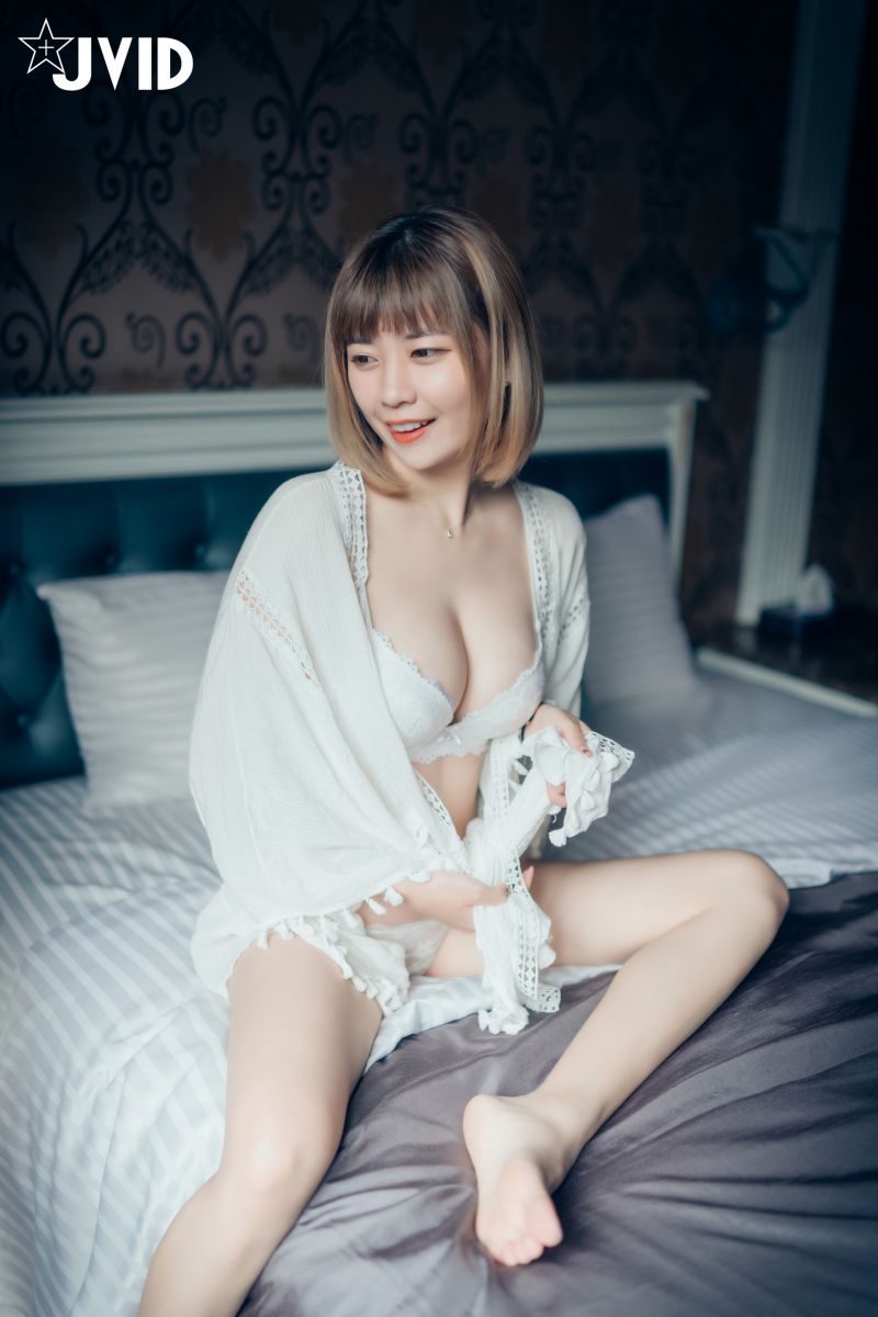 <font color=#FF00FF>【JVID】 NO.597 女友 - 果寶寶 [130P 1GB]</font>插图1
