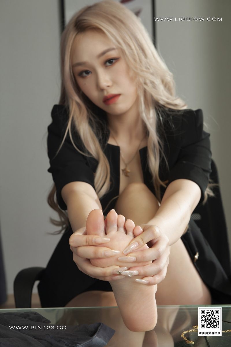 [Ligui丽柜]2023.09.08 教师足底 尔尔[70+1P／46MB]插图1