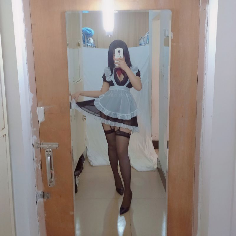 夏鸽鸽不想起床 NO.030 透明女仆腿子自拍 [12P-33M]插图