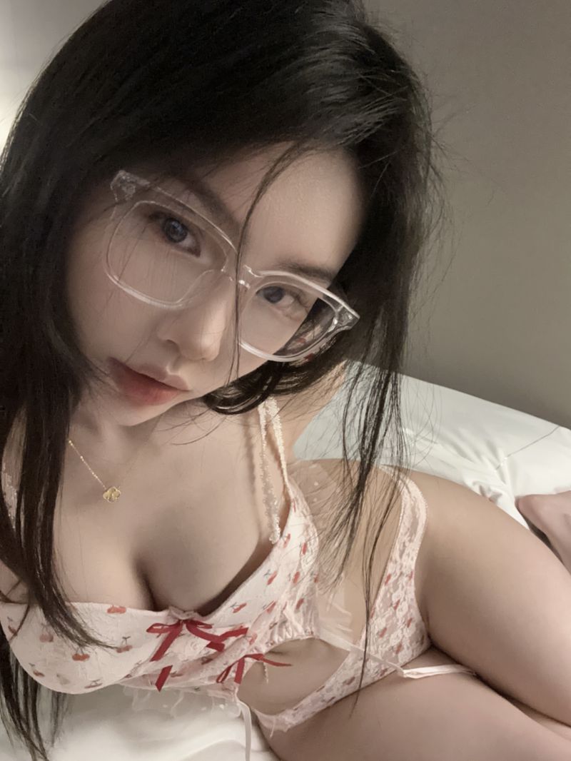 【微密圈】陈佩奇yyyy-粉红樱桃 [13P-33M]插图