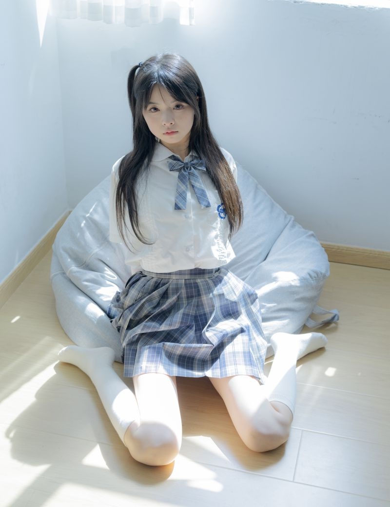 素人渔夫万元私定 - 林书辞-女仆束缚 [164P2V-9.84G]插图1