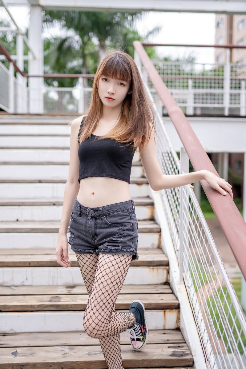 风之领域 - NO.093 超短牛仔短裤黑网袜 [50P-280MB]插图