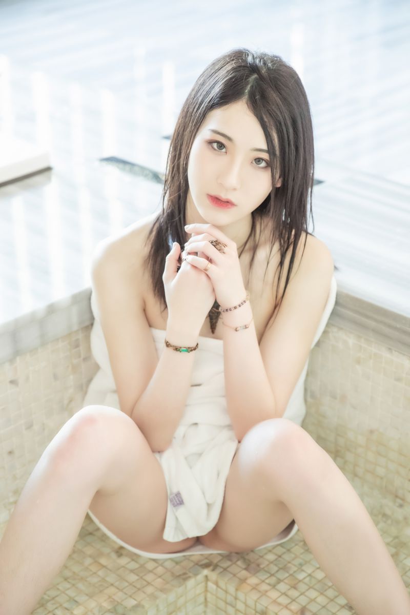 <font color=#FF00FF>【JVID】NO.645 阿黎 浴池 [70P1V 295MB]</font>插图1