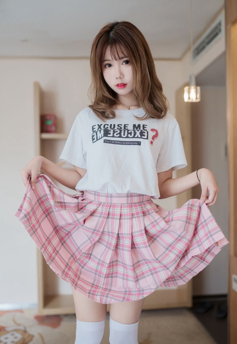 风之领域 - NO.066 超美气质格子裙少女 [45P-218MB]插图