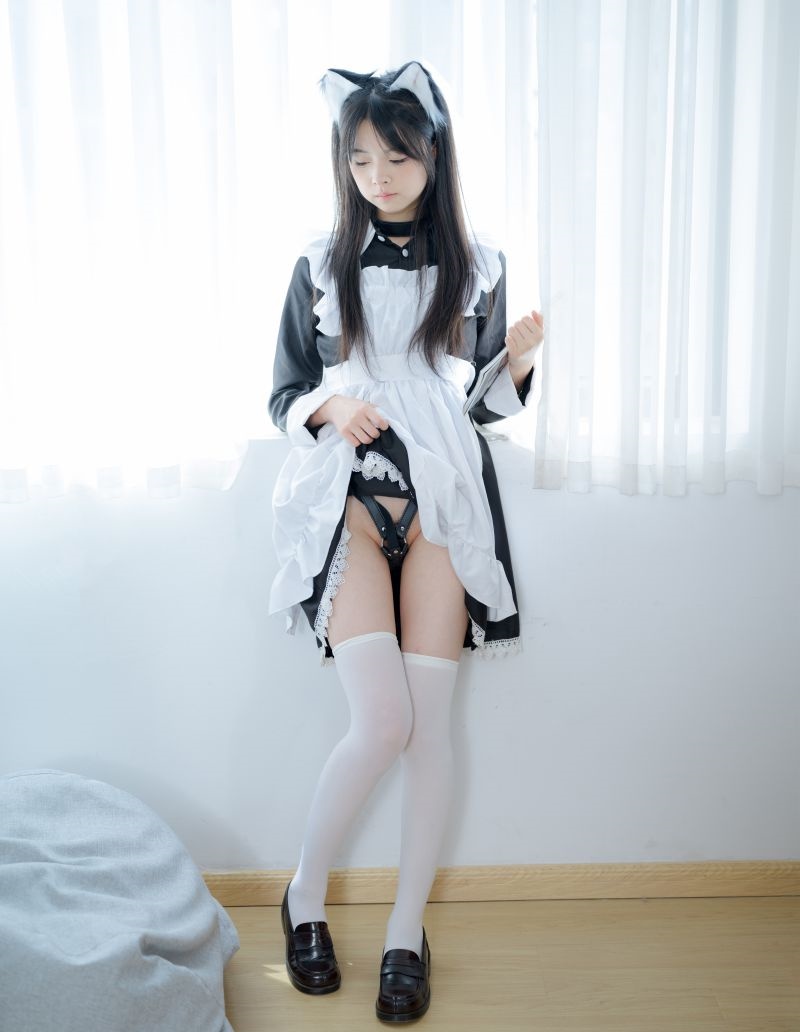 素人渔夫万元私定 - 林书辞-女仆束缚 [164P2V-9.84G]插图