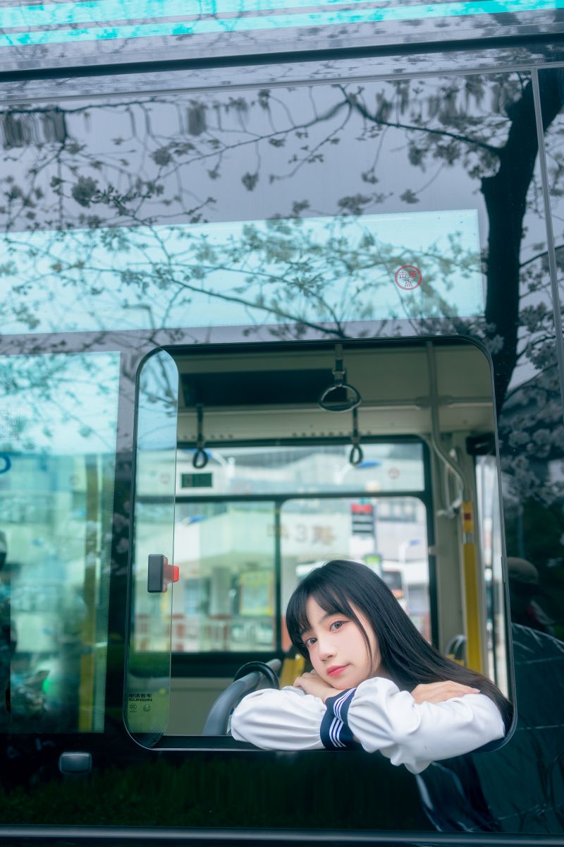 018 贰加六 街边的春 [21P222M]插图