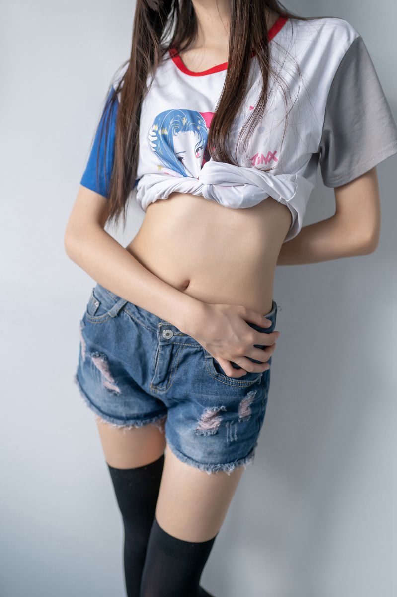 风之领域 - NO.112 牛仔短裤与黑丝袜 [47P-235MB]插图