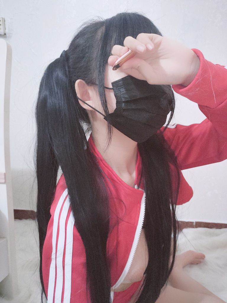 福利姬 沈娇娇(甜美小娇妾)【30套 973P 88V】插图
