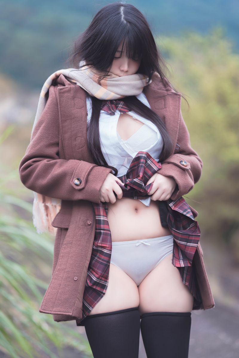 落落Raku 016 - 同級生 Her[52P-350.8M]插图