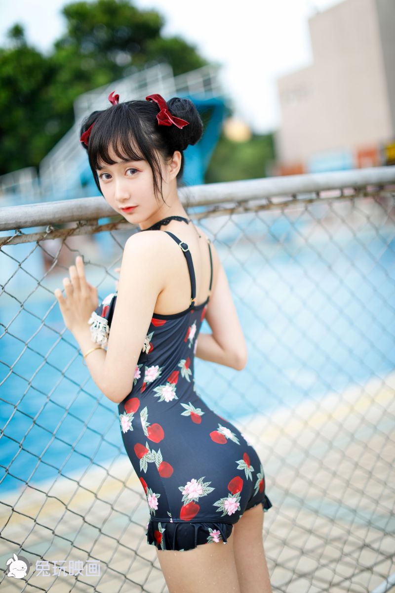兔玩映画 夏日泳装 Vol.031 草莓冰 [40P-427MB]插图1