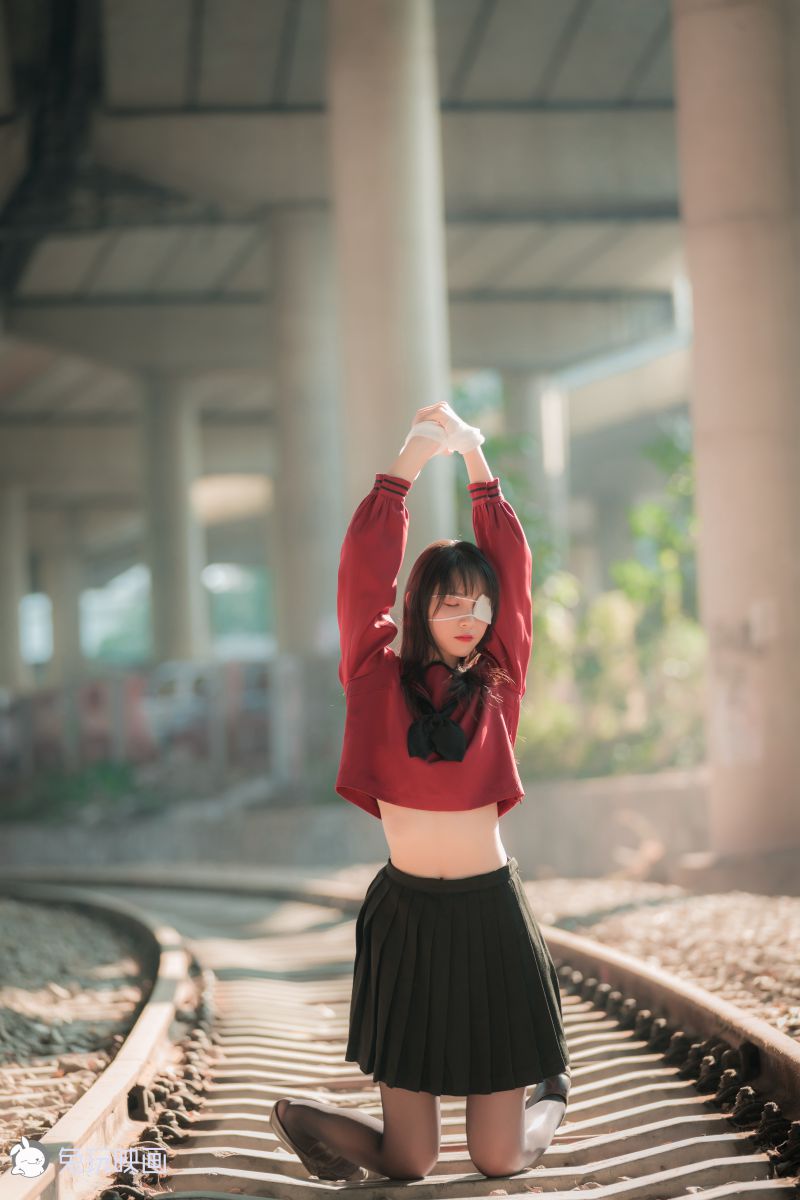 兔玩映画 B80.004 奔跑的红色JK[37P-760MB]插图1