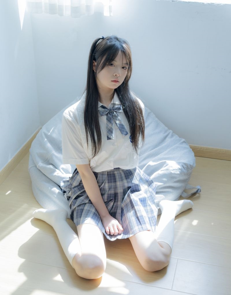 <font color=#FF00FF>内部定制 JK情趣女仆【164P2V】</font>插图1