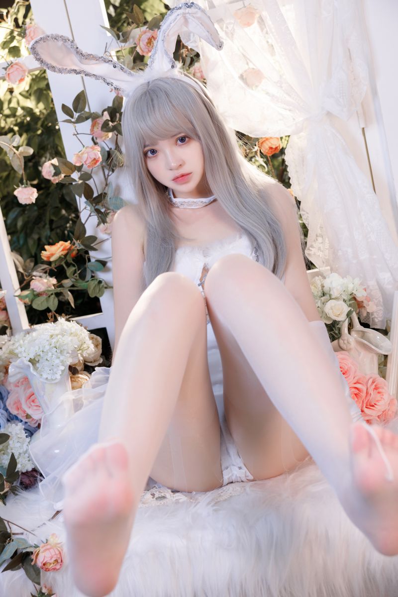 疯猫ss – NO.171 纯白绒绒兔[40P-2V-587M]插图