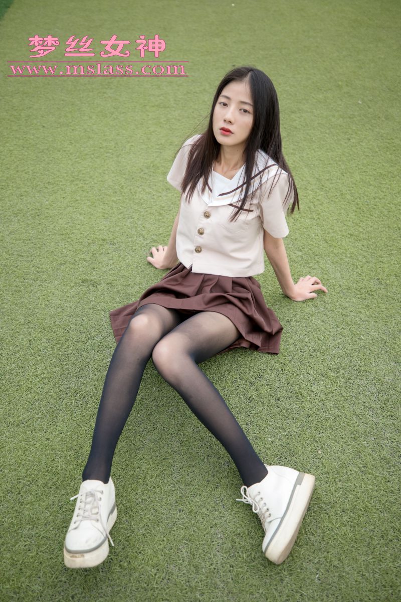 [MSLASS梦丝女神] 2019-05-02 NO.014 雪馨 学院的JK黑丝袜 [79+1P451MB]插图