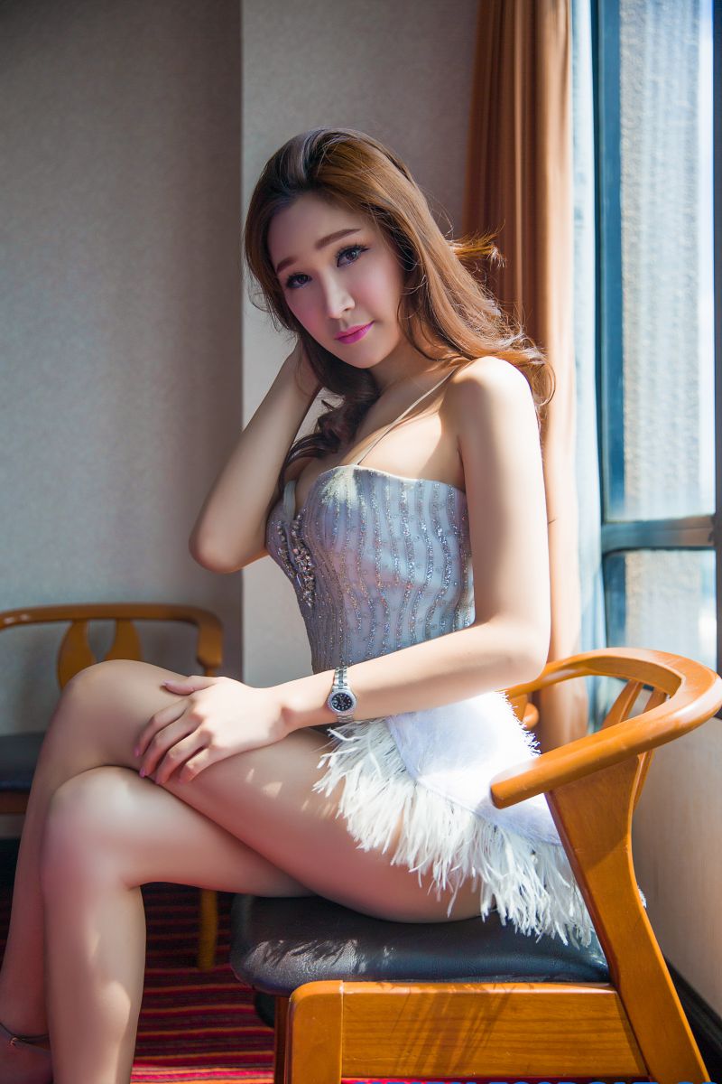 [PartyCat轰趴猫] 2018.06.23 NO.157 七七 [68P+1P-1130M]插图1