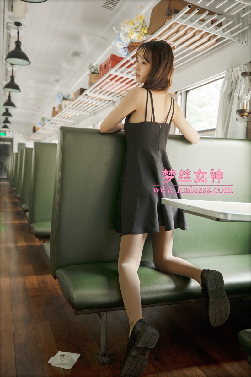 [MSLASS梦丝女神] 2020-04-22 NO.123 玥玥 火车超自然系 [60+1P1V／1.26GB]插图1