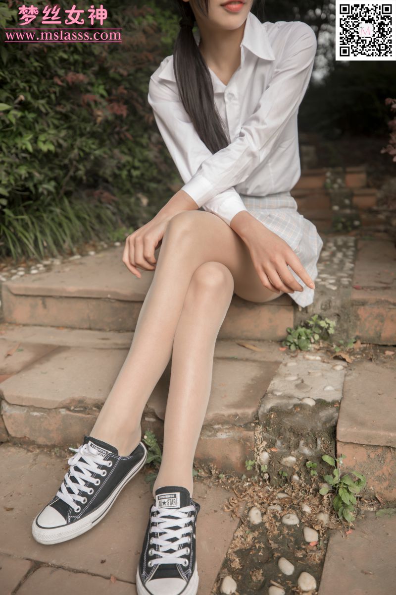 [MSLASS梦丝女神] 2020-04-03 NO.118 小苏琪 性感的小嘴唇 [69+1P／514MB]插图1