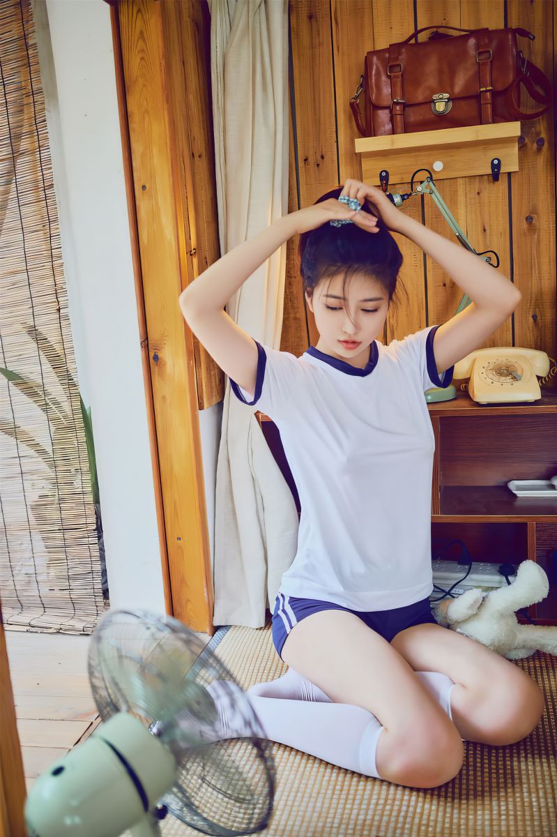 年年nnian – NO.070 运动服[42P-177M]插图