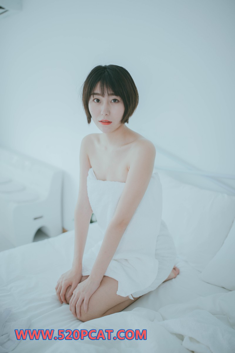 [PartyCat轰趴猫] 2018.09.20 NO.233 土肥圆 [41+1P-230M]插图1