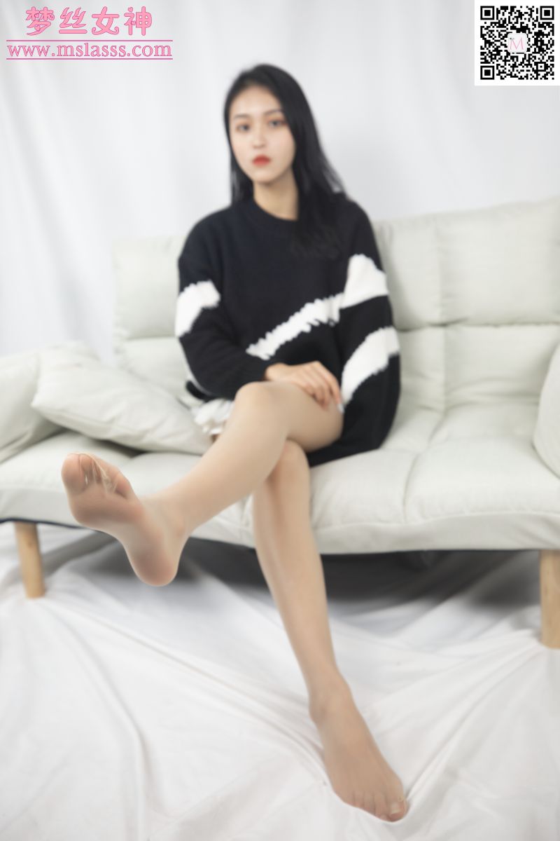 [MSLASS梦丝女神] 2020-01-27 NO.098 小穆 毛衣挡不住长腿 [66+1P／558MB]插图