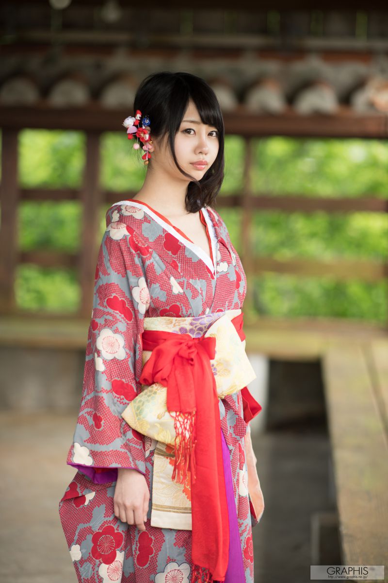 Graphis NO.101 Suzu Harumiya 春宮 すず『 Spring Breeze 』 [120p134MB]插图