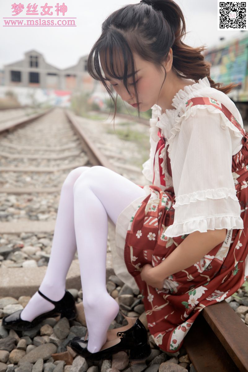 [MSLASS梦丝女神] 2019-10-27 NO.068 玥玥 白丝洛丽塔 [70+1P／459MB]插图