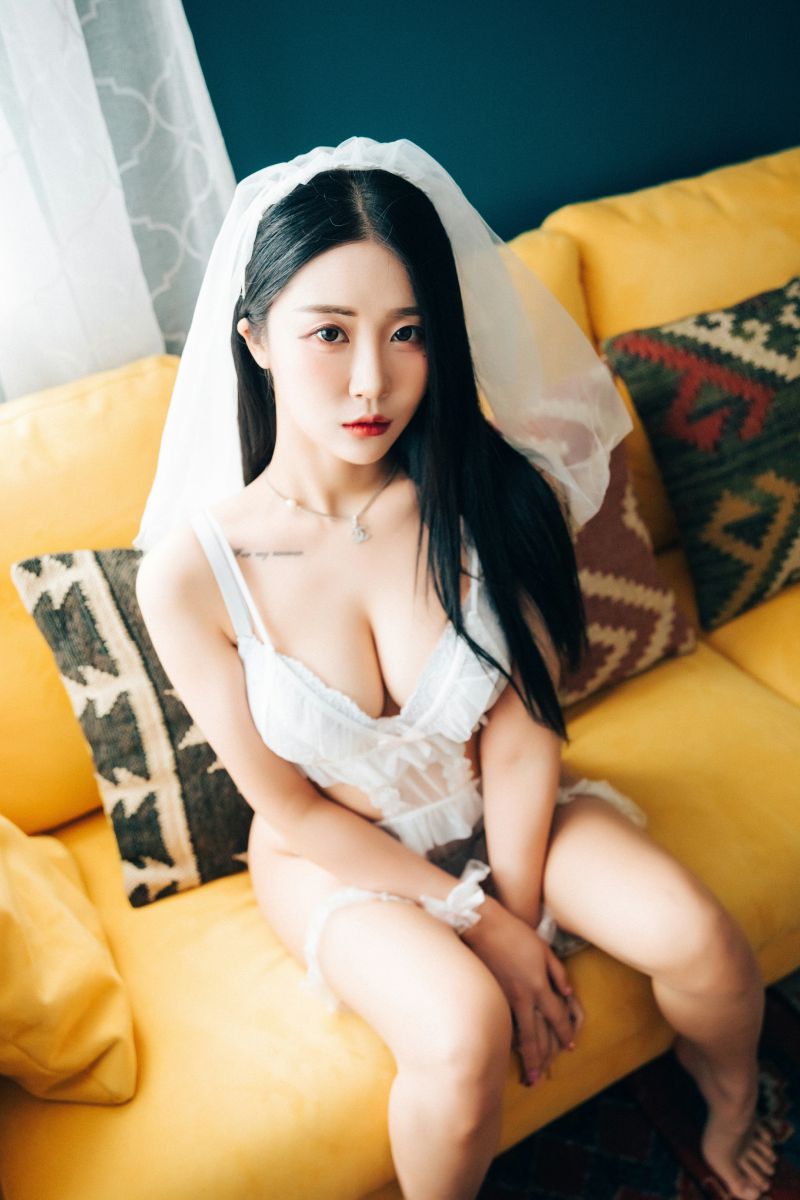 Loozy NO.001 Bomi - Holiday[94P-1606.45MB]插图